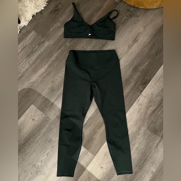 Fabletics PureLuxe Set - Picture 4 of 8